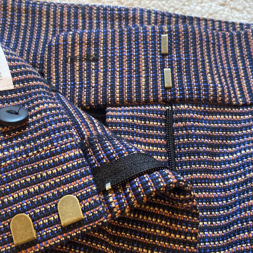 Loft Shorts - Picture 3 of 6